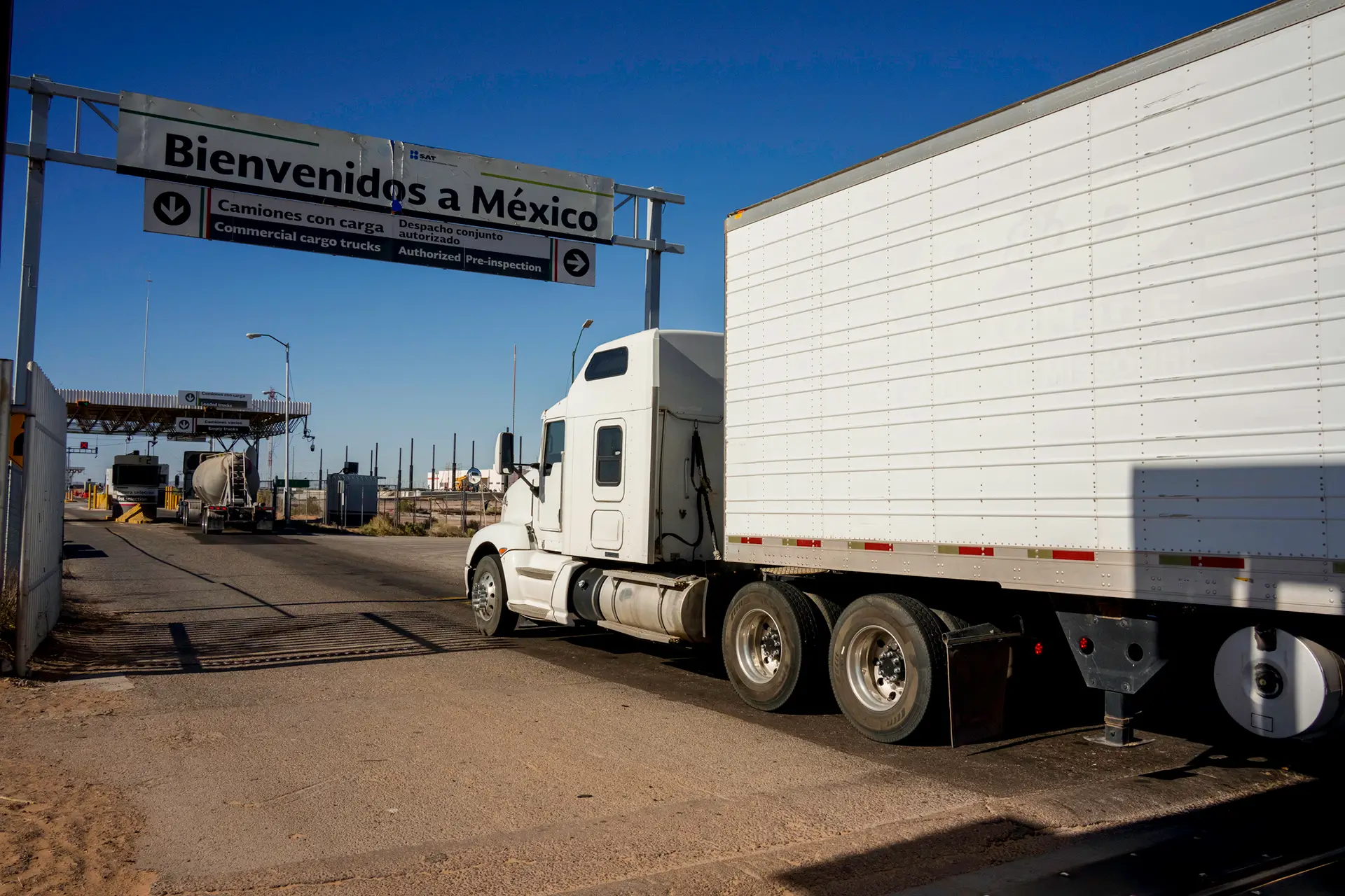 truck at border crossing
